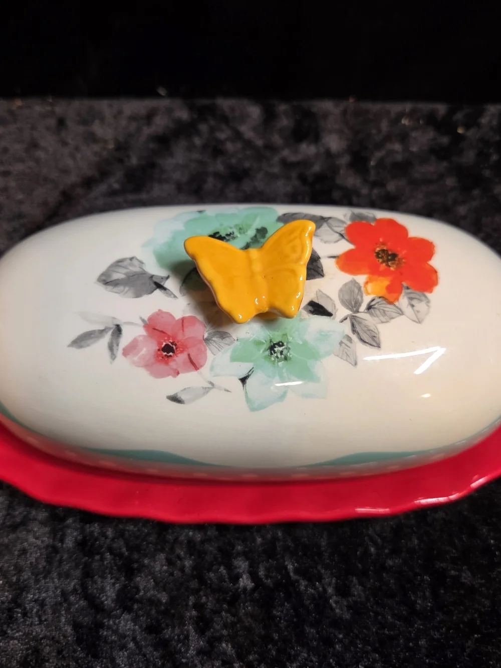 The Pioneer Woman decorative ceramic